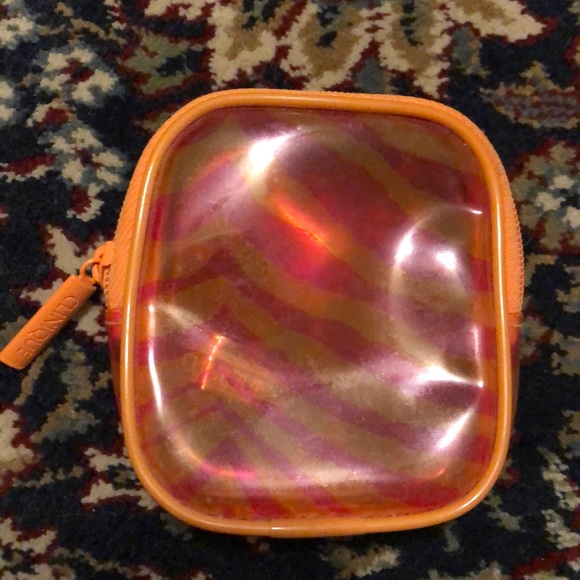 Clinique Bag - Picture 1 of 4